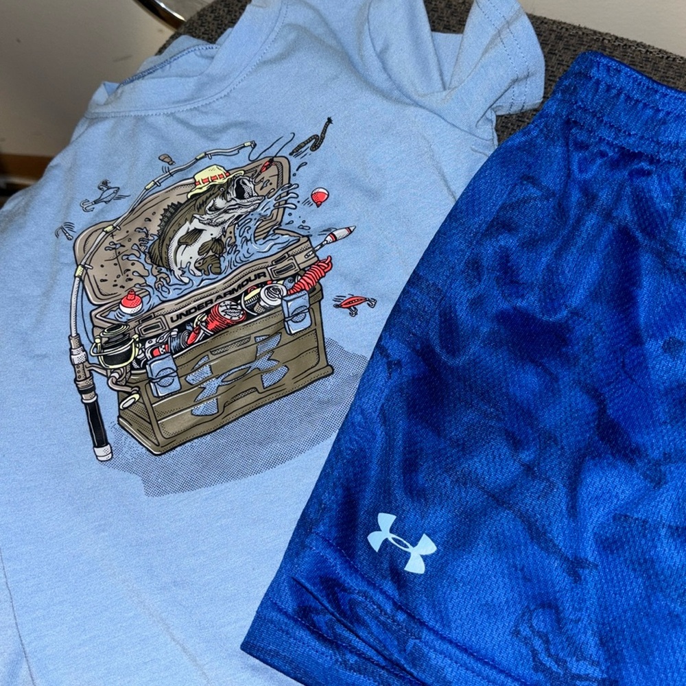 Under Armour 2T oufit